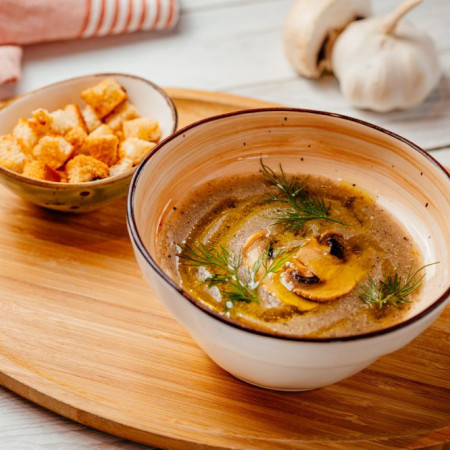 Суп грибной с трюфельным маслом