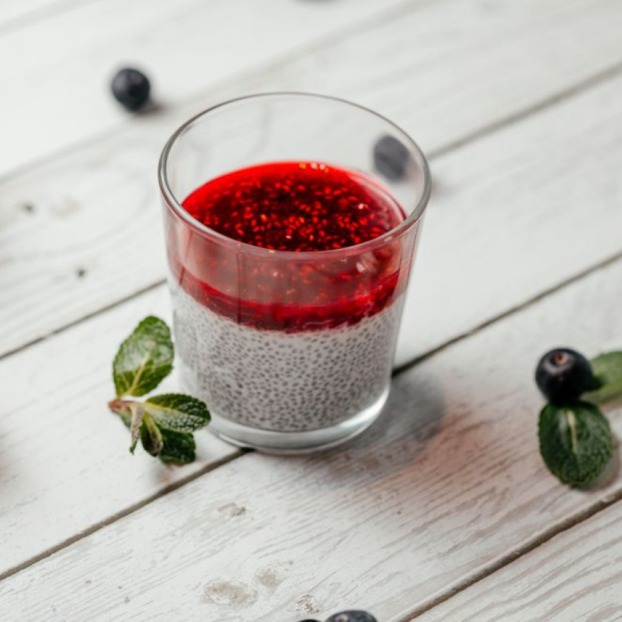 Чиа-пудинг с малиной